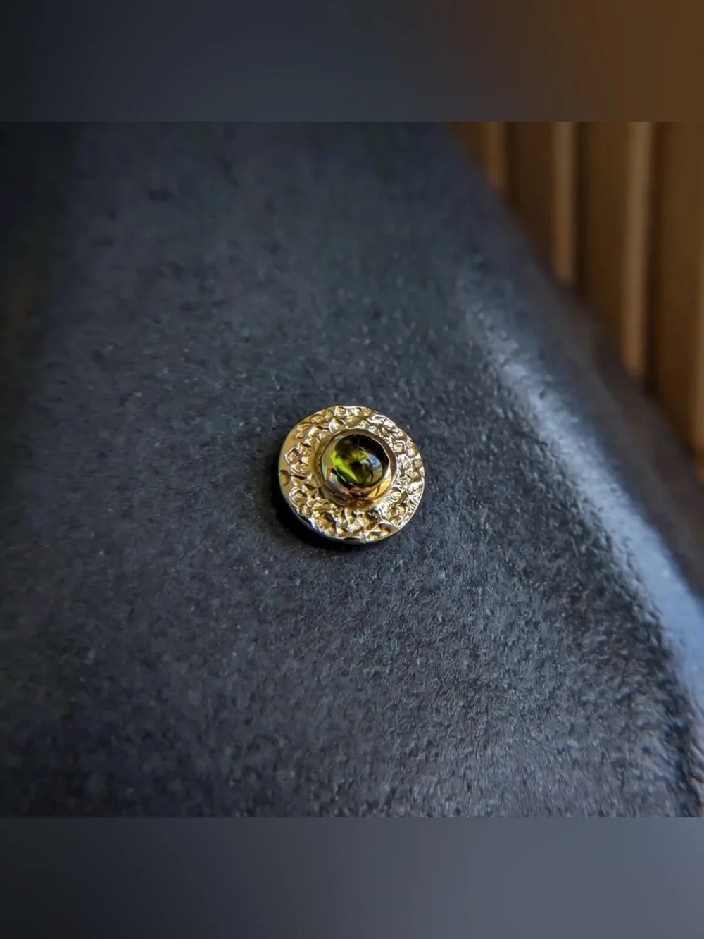 New High Noon Handmade comet threaded end w green tourmaline in yellow gold 💚💛💚